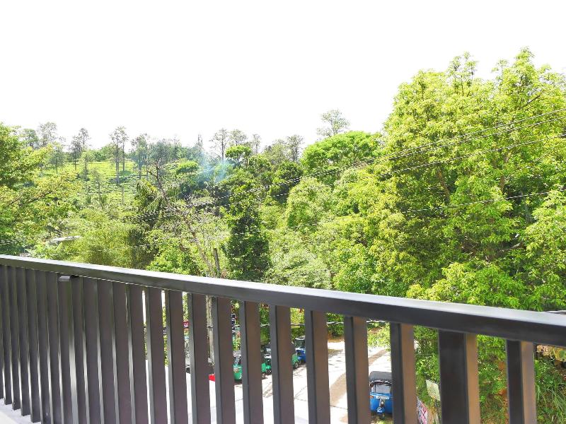 Nine Arch Holiday Resort image