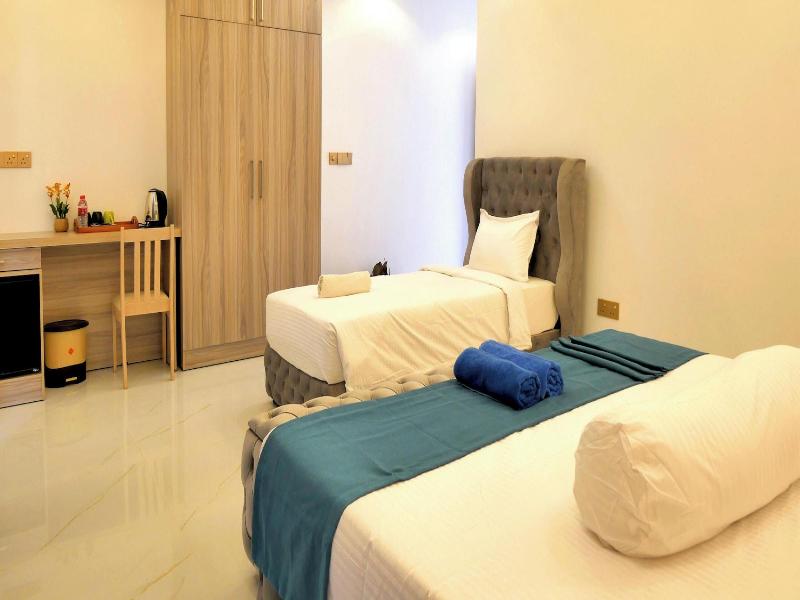 Nine Arch Holiday Resort image