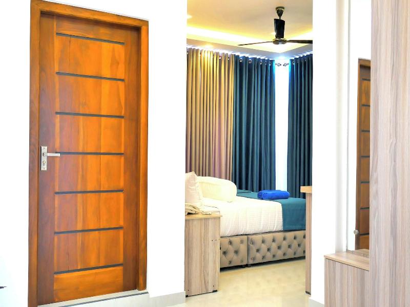 Nine Arch Holiday Resort image