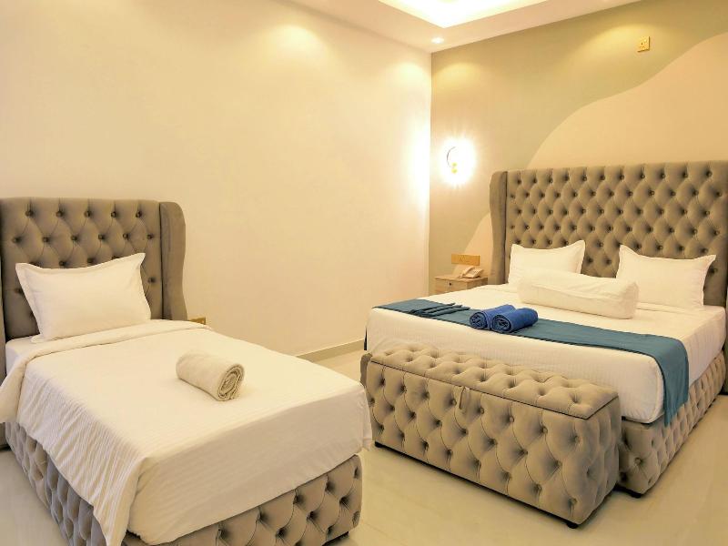 Nine Arch Holiday Resort image