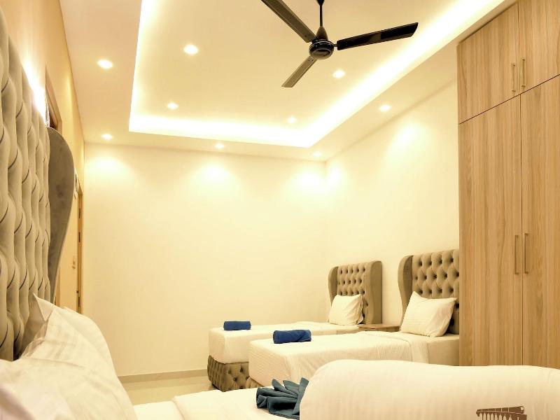 Nine Arch Holiday Resort image