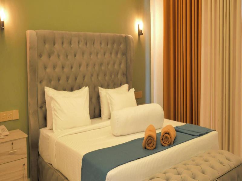 Nine Arch Holiday Resort image