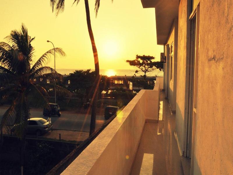 Sai Sea City Hotel image