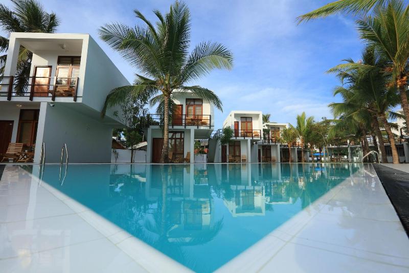 Arugambay Roccos image