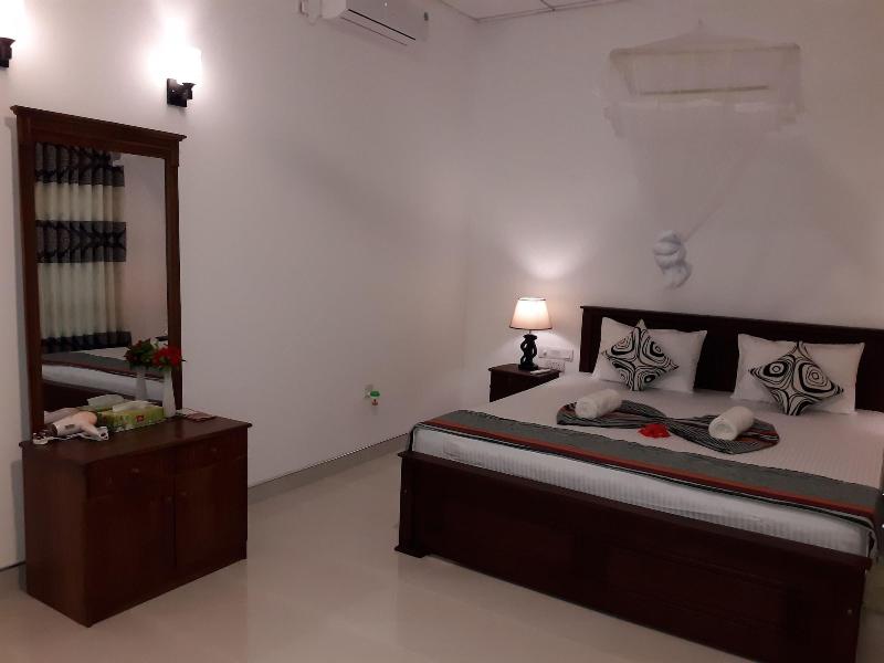 Sigiri Hibiscus Villa image