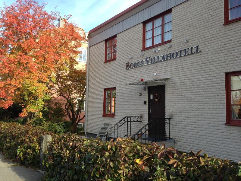 Borgs Villahotell image