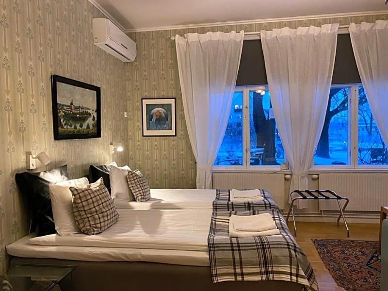 Borgs Villahotell image