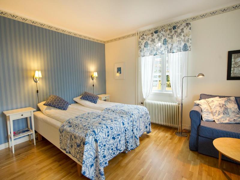 Borgs Villahotell image