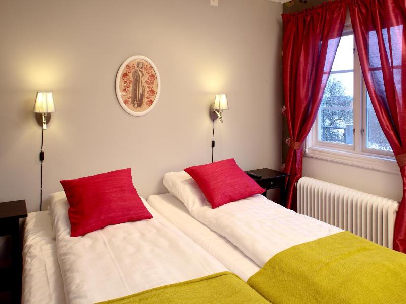 Borgs Villahotell image