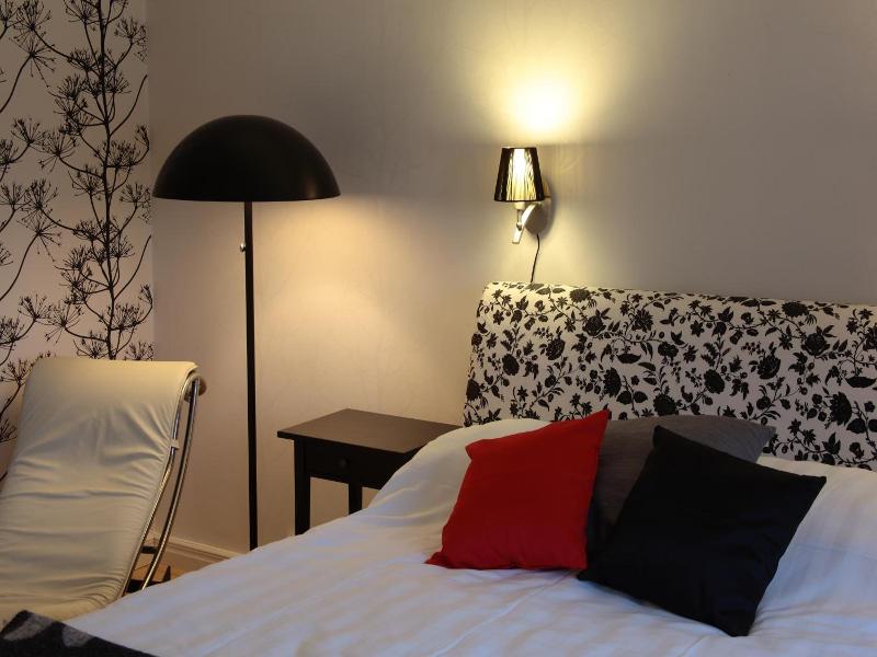 Borgs Villahotell image
