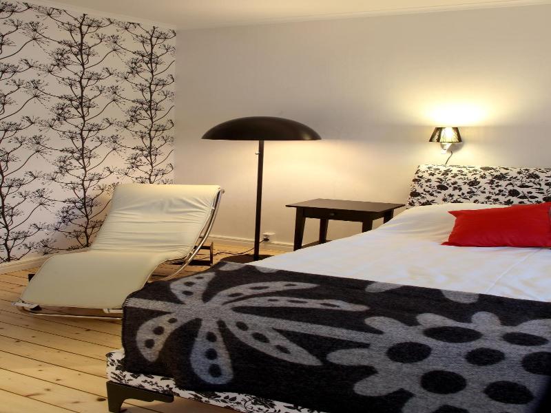 Borgs Villahotell image