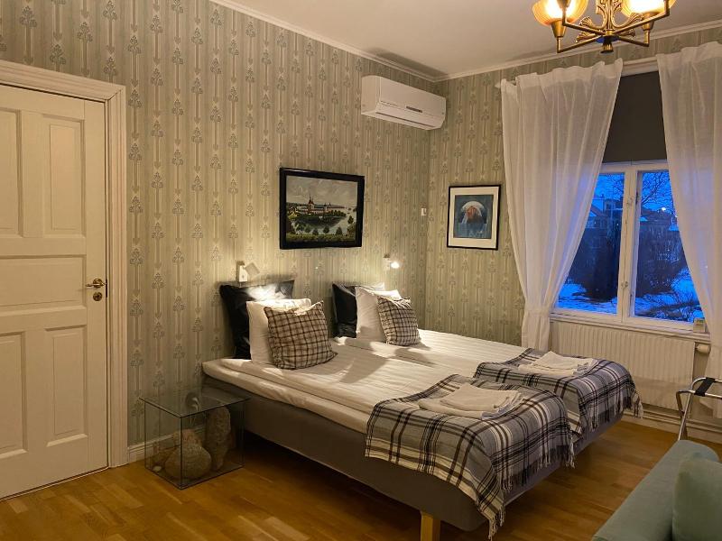 Borgs Villahotell image