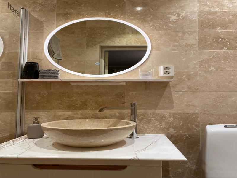 Borgs Villahotell image