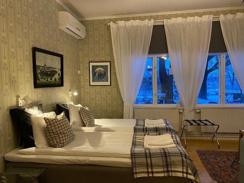 Borgs Villahotell image