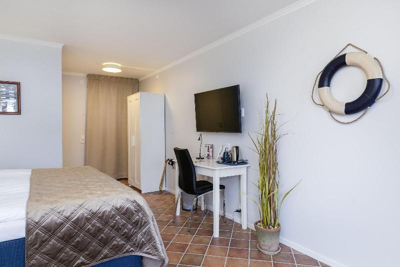 Hotel Slottsgården image