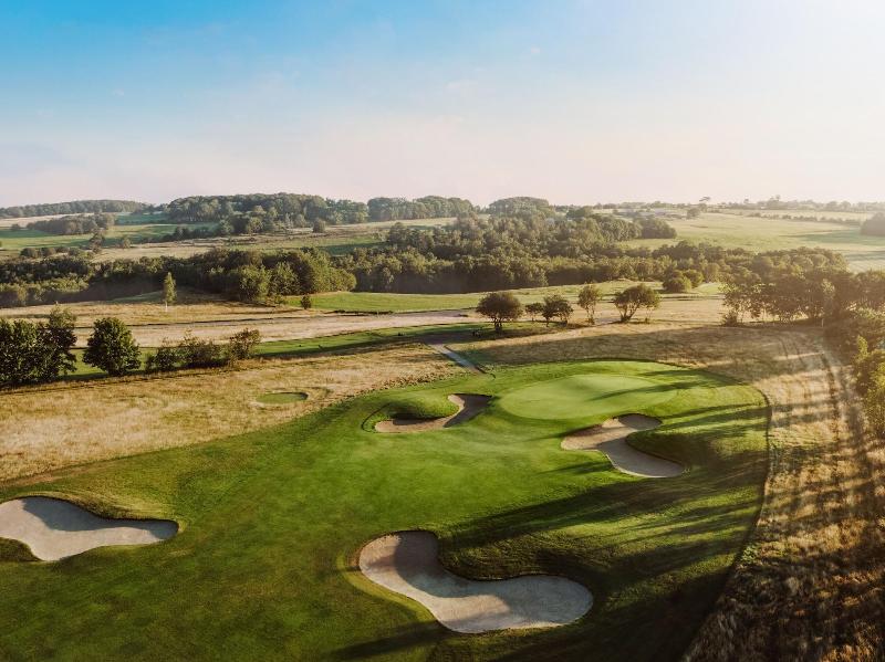 Bjäre Golfklubb Hotel & Lodge image