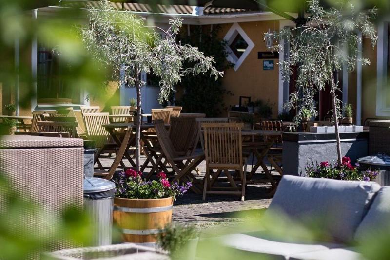 Bjäre Golfklubb Hotel & Lodge image