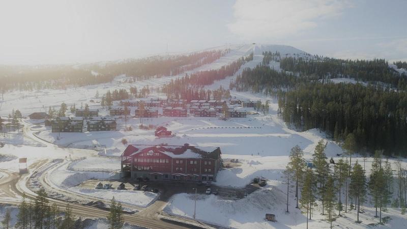 Mountain Lodge — general view