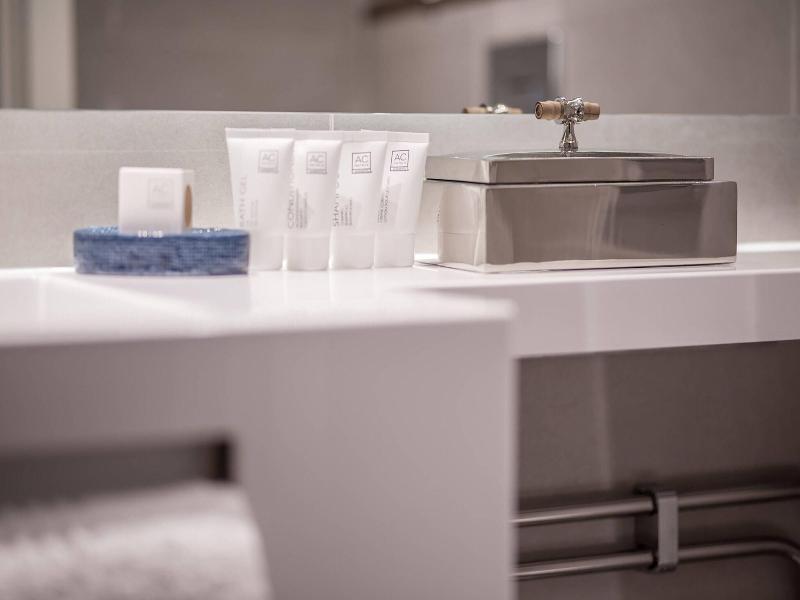 Ac Hotel By Marriott Stockholm Ulriksdal image