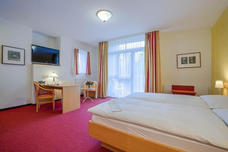 Hotel Promenade image