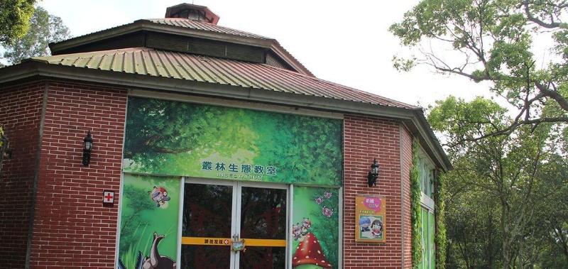 West Lake Resortopia image