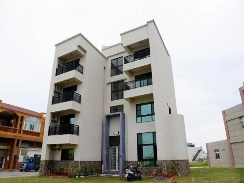 Longman Villa