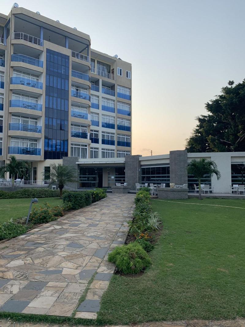 Tanga Beach Resort & Spa image