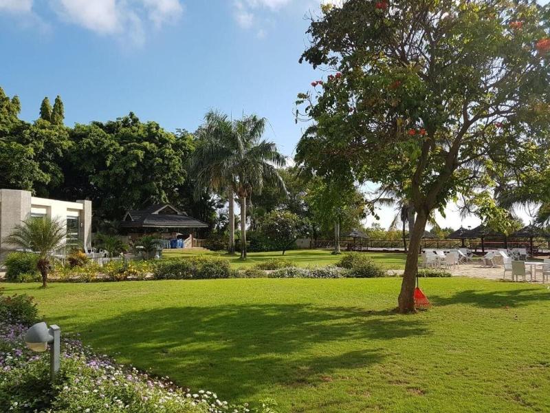 Tanga Beach Resort & Spa image