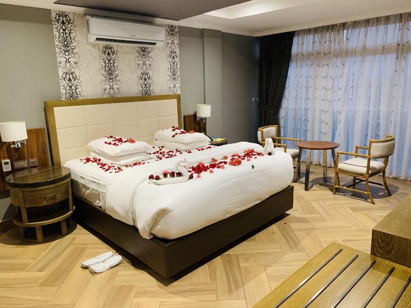 Tanga Beach Resort & Spa image