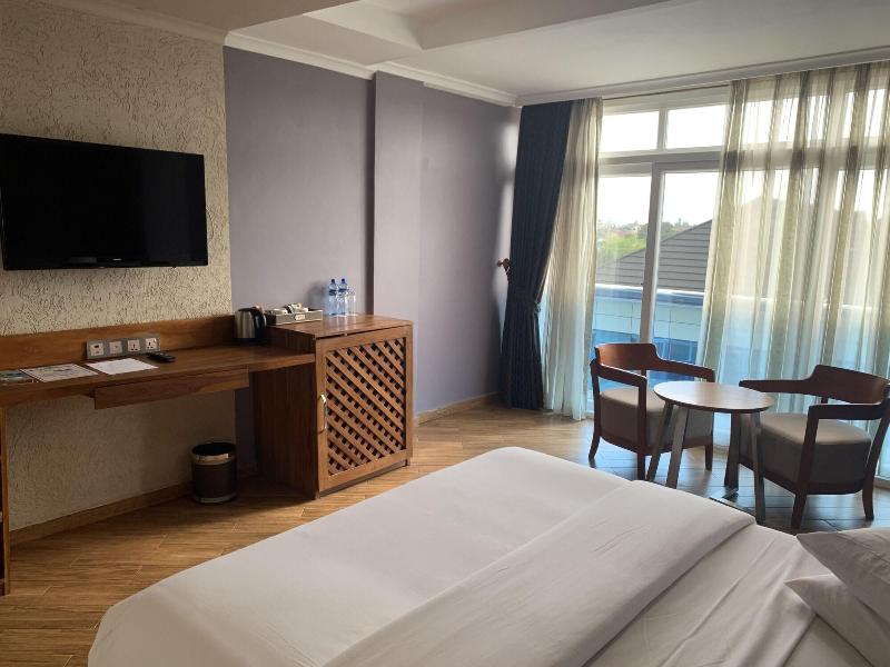 Tanga Beach Resort & Spa image
