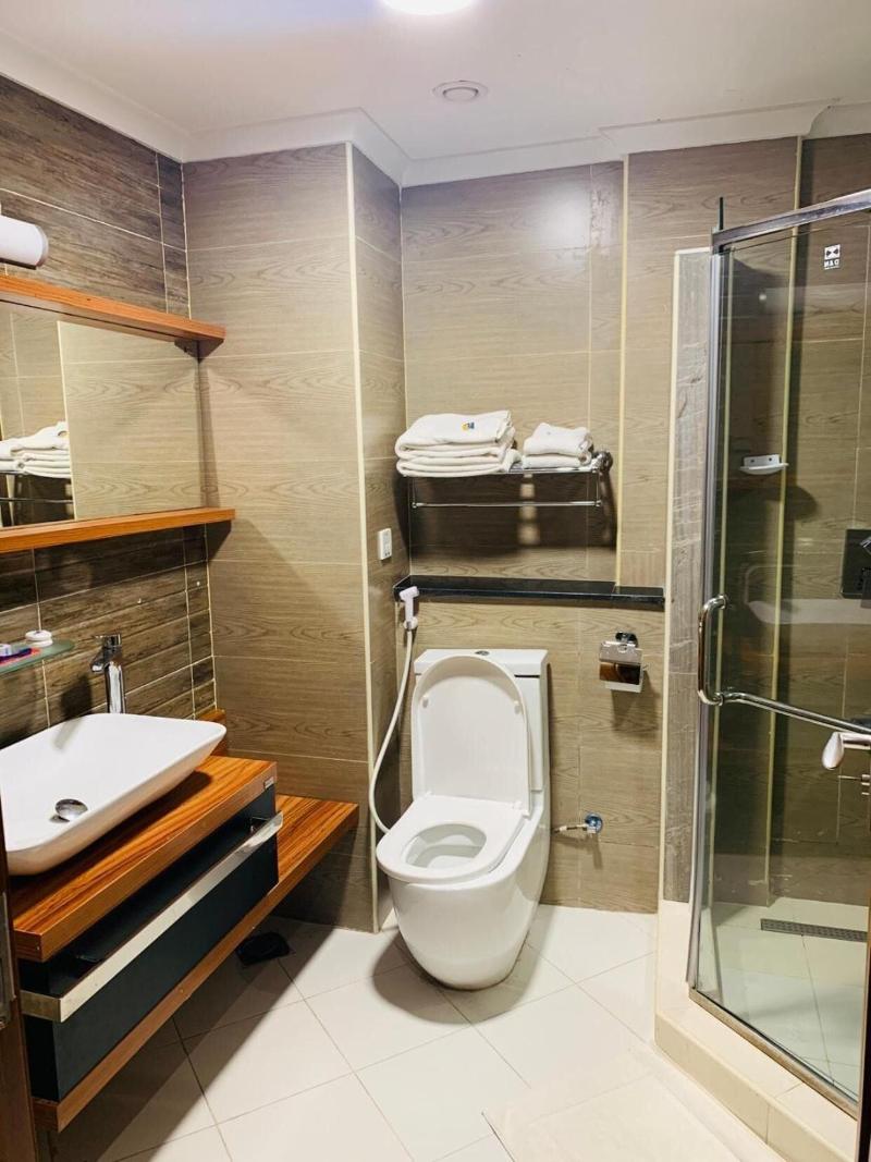 Tanga Beach Resort & Spa image