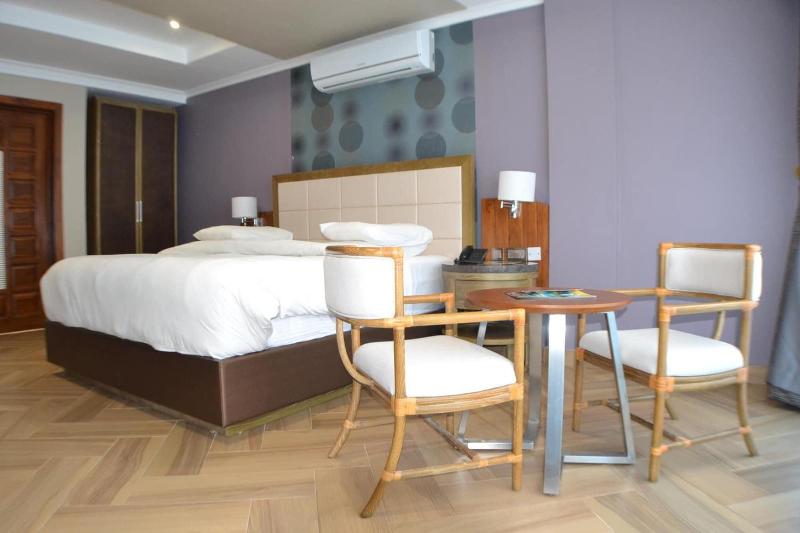 Tanga Beach Resort & Spa image