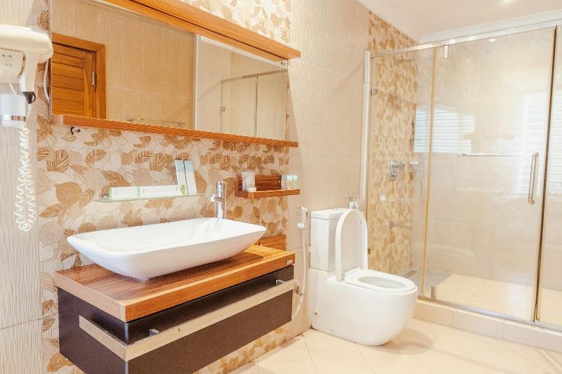 Tanga Beach Resort & Spa image