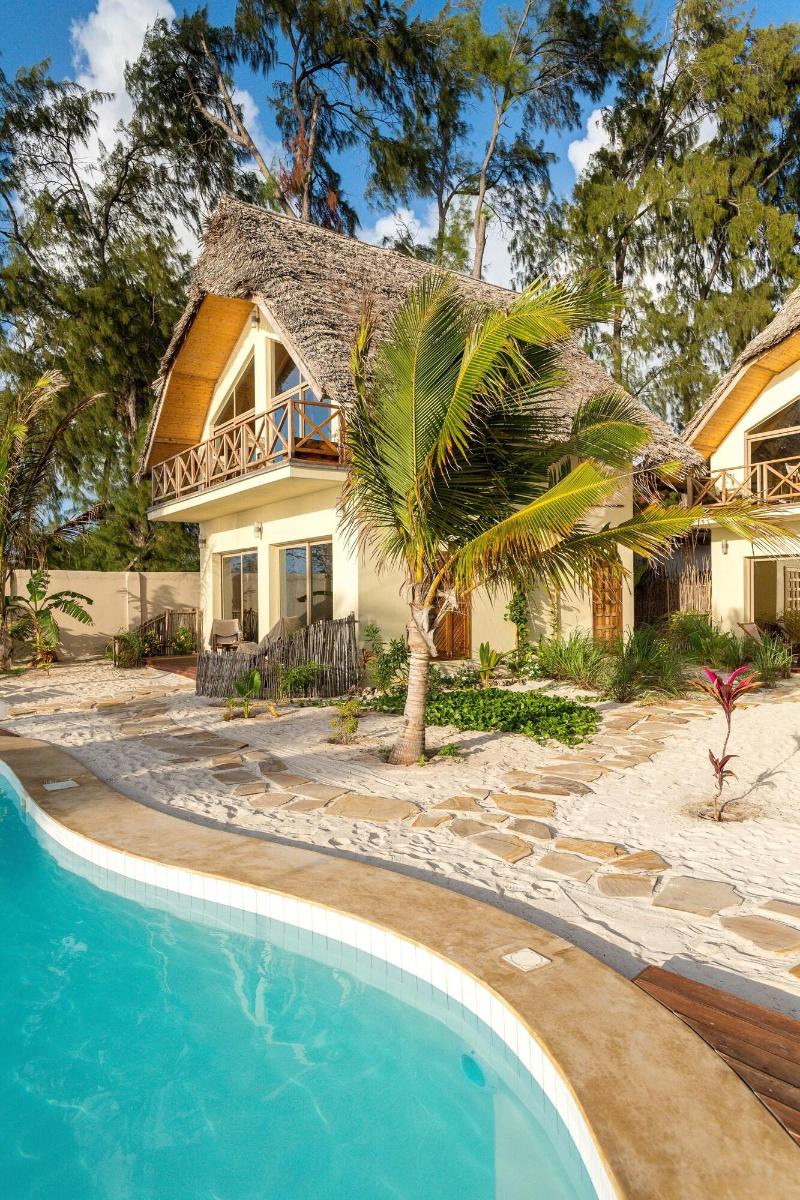 Clove Island Villas&Spa image