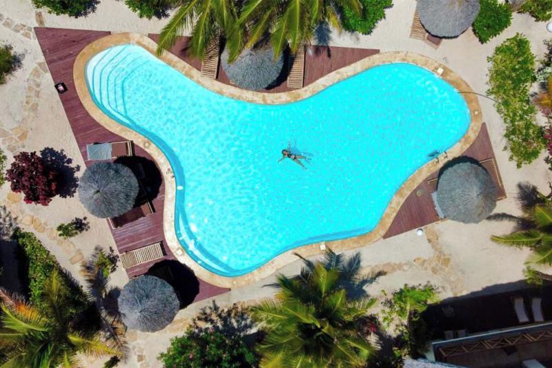 Clove Island Villas&Spa image