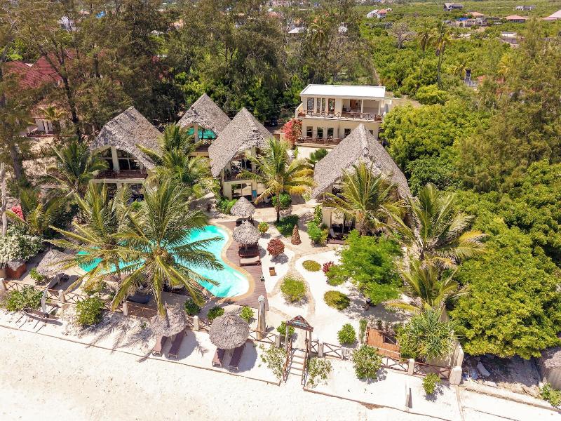 Clove Island Villas&Spa image