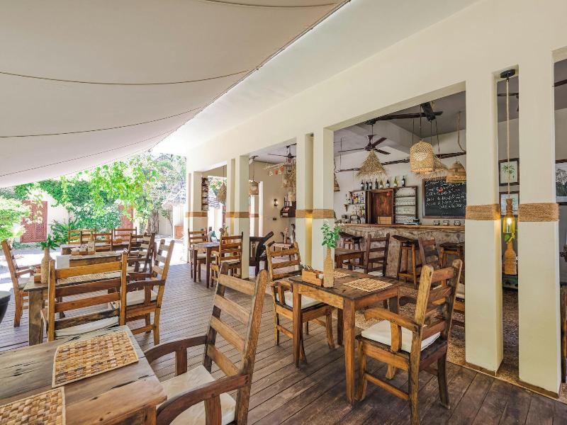 Clove Island Villas&Spa image