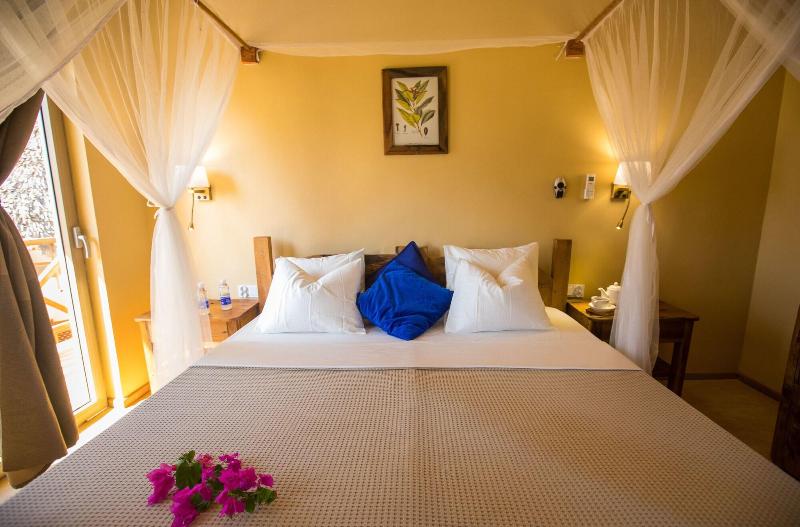 Clove Island Villas&Spa image