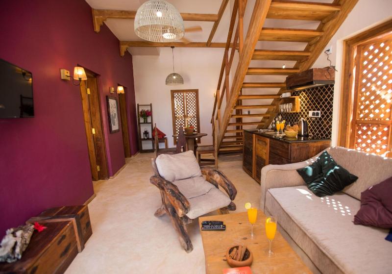 Clove Island Villas&Spa image