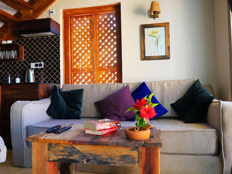 Clove Island Villas&Spa image