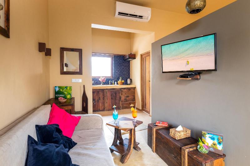 Clove Island Villas&Spa image