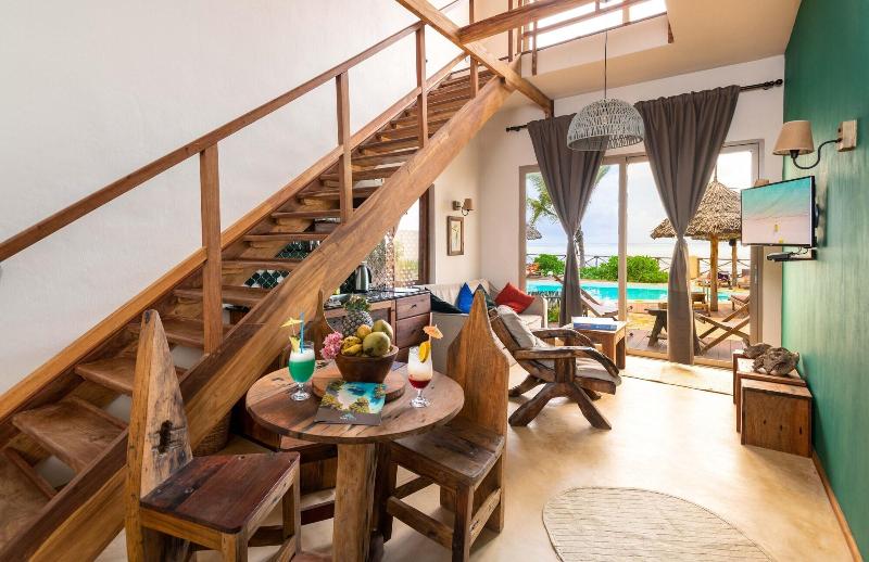 Clove Island Villas&Spa image