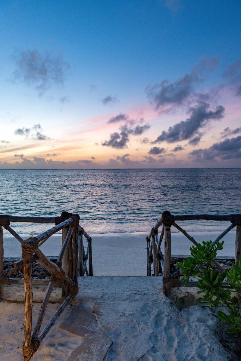 Clove Island Villas&Spa image