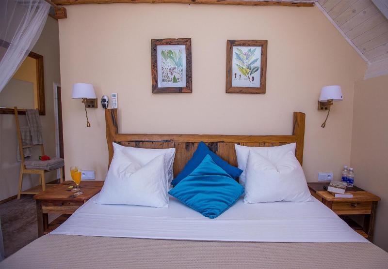 Clove Island Villas&Spa image