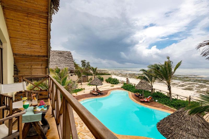 Clove Island Villas&Spa image
