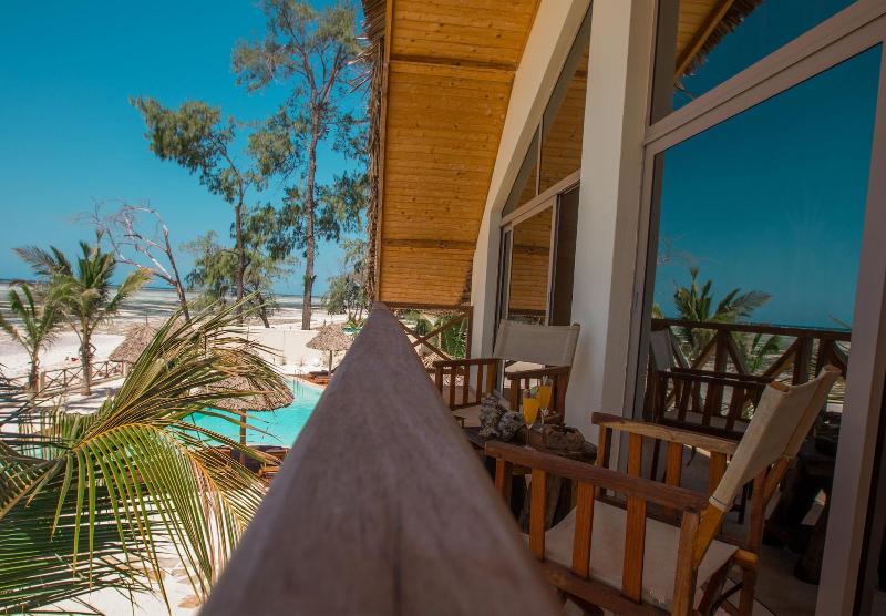 Clove Island Villas&Spa image
