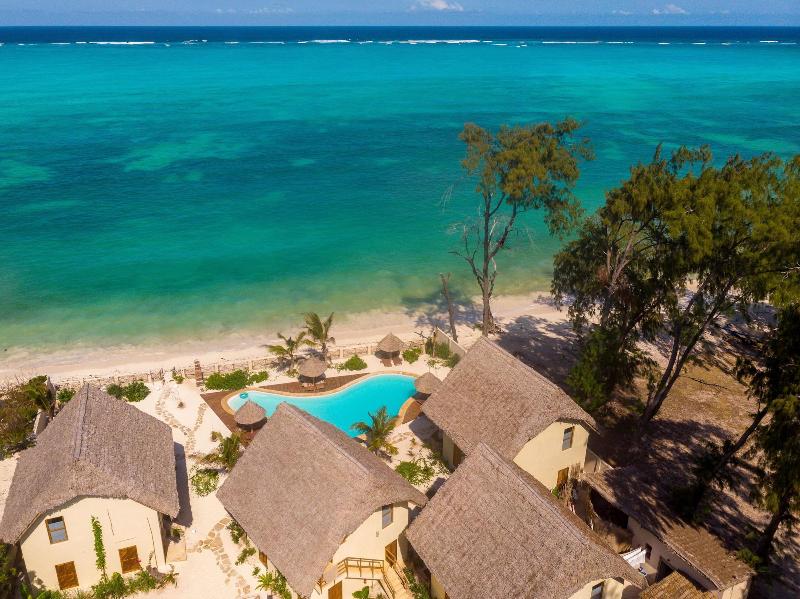 Clove Island Villas&Spa image