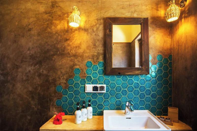 Clove Island Villas&Spa image