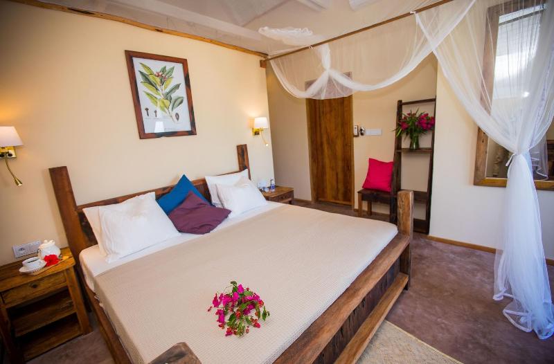 Clove Island Villas&Spa image