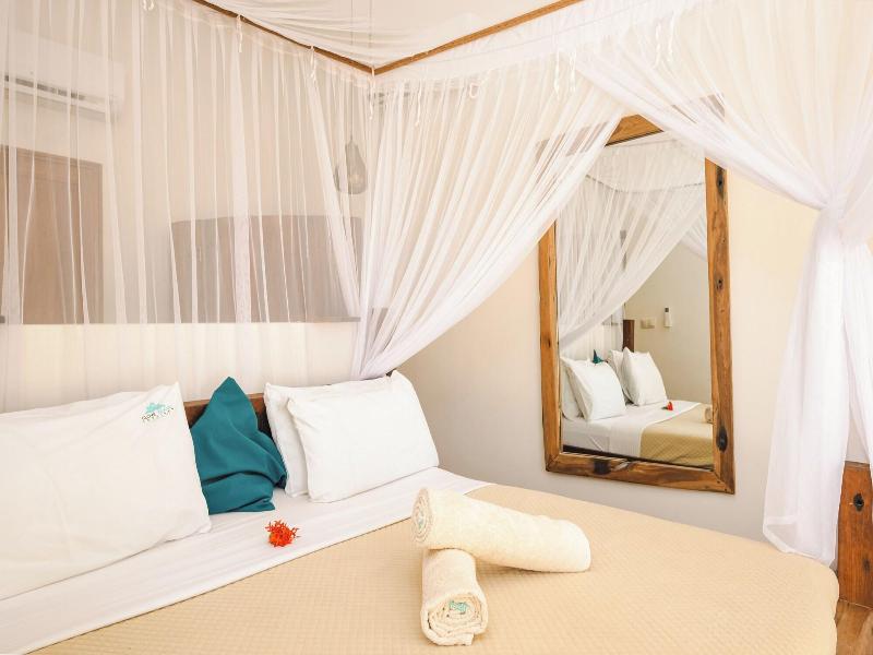 Clove Island Villas&Spa image